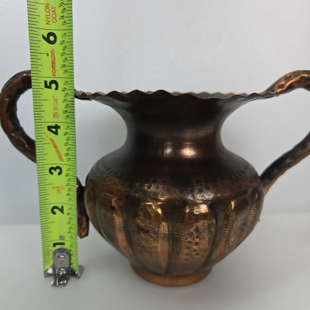 VTG Hammered Copper Vase Urn Double Handle Scalloped Rim Handmade 99.5% Boho MCM